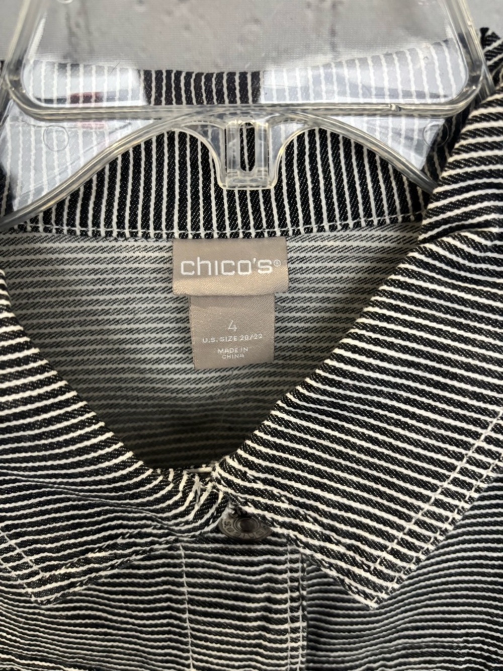 *New* CHICO’S Women’s Striped Black & White Stretch Denim - Size 4 - US 20/22 - Picture 6 of 8